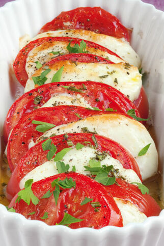 Gegrillte Tomaten mit Halloumi Gegrillte Tomaten mit Halloumi