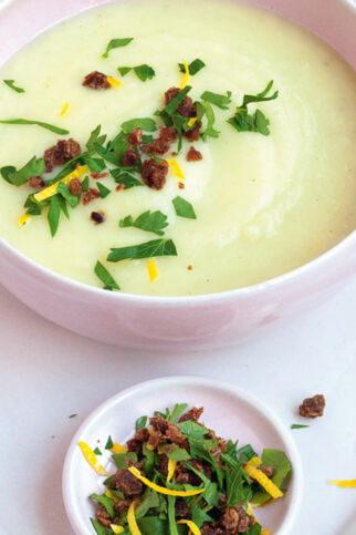 Kohlrabirahmsuppe mit Gremolata Kohlrabirahmsuppe mit Gremolata