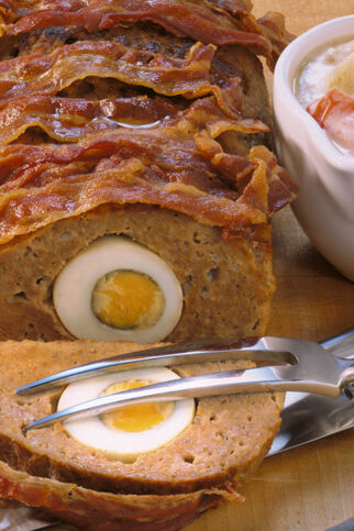 Gefüllter Hackbraten oder »Falscher Hase« Gefüllter Hackbraten oder »Falscher Hase«