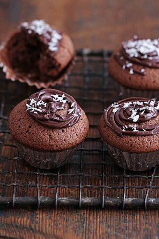 Espresso-Kokos-Küsse Espresso-Kokos-Küsse