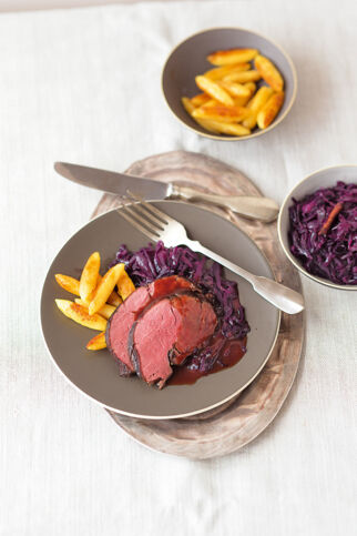 Rehkeule mit Zimtrotkohl Rehkeule mit Zimtrotkohl