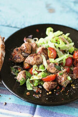 Krautwok mit Wurst Krautwok mit Wurst