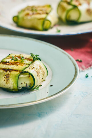 Zucchini-Ziegenkäse-Päckchen Zucchini-Ziegenkäse-Päckchen