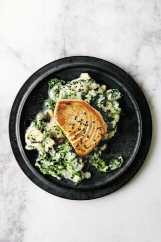 Thunfisch mit Blumenkohl-Spinat-Mash Thunfisch mit Blumenkohl-Spinat-Mash