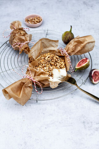 Ziegenkäse mit Walnusskruste Ziegenkäse mit Walnusskruste