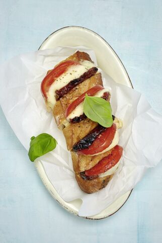 Hasselback-Pizza-Baguette Hasselback-Pizza-Baguette