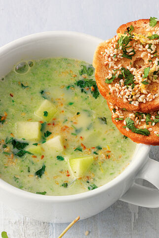 Kohlrabi-Spinat-Suppe Kohlrabi-Spinat-Suppe