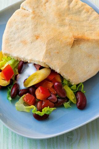 Pitataschen mit Kidneybohnen Pitataschen mit Kidneybohnen