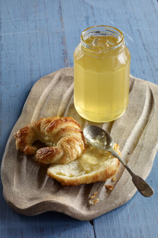 Holunderblüten-Zitronen-Gelee Holunderblüten-Zitronen-Gelee