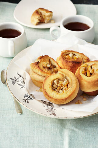 Warme Birnen-Hefe-Schnecken Warme Birnen-Hefe-Schnecken