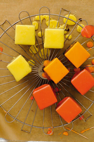 Domino-Fondant-Törtchen Domino-Fondant-Törtchen