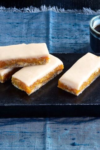 Möhren-Karamell-Riegel Möhren-Karamell-Riegel