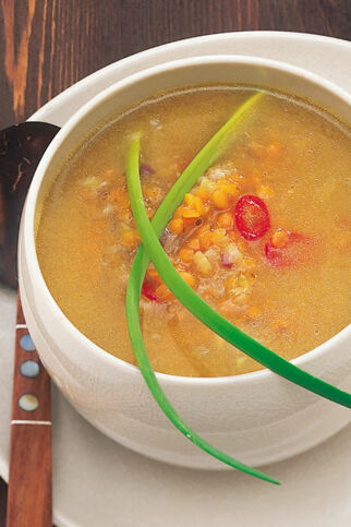 Rote Linsensuppe mit Ingwer und Fenchel Rote Linsensuppe mit Ingwer und Fenchel