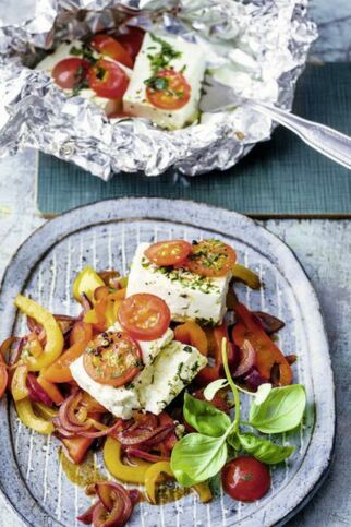 Gebackener Feta mit Balsamico-Gemüse Gebackener Feta mit Balsamico-Gemüse