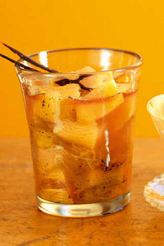 Rhabarberkompott mit Vanille Rhabarberkompott mit Vanille