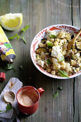Auberginen-Couscous-Pfanne mit Feta Auberginen-Couscous-Pfanne mit Feta