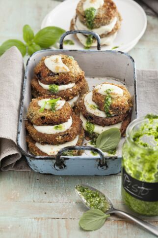 Auberginen-Mozzarella-Türmchen Auberginen-Mozzarella-Türmchen