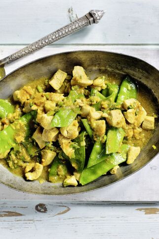 Hähnchencurry mit Zuckerschoten Hähnchencurry mit Zuckerschoten