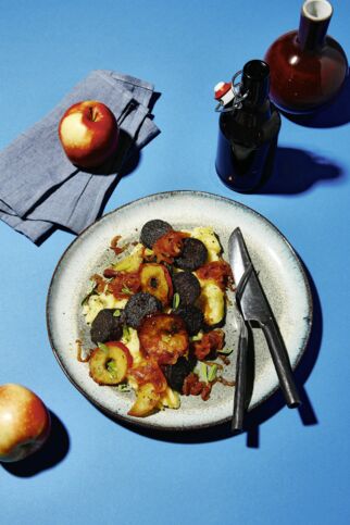 Gebratene Blutwurst mit Kartoffelstampf Gebratene Blutwurst mit Kartoffelstampf