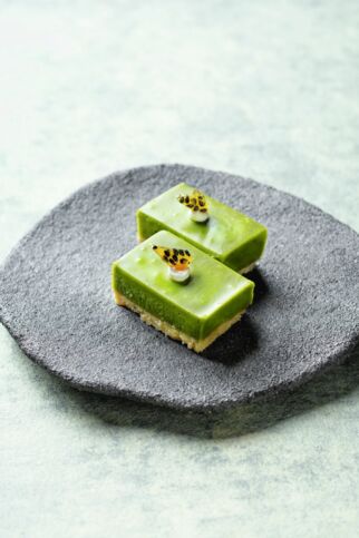 Matcha-Tarte mit weißer Schokolade Matcha-Tarte mit weißer Schokolade