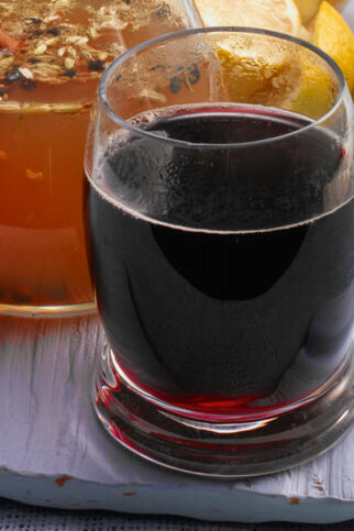 Schlehenfeuerwasser Schlehenfeuerwasser