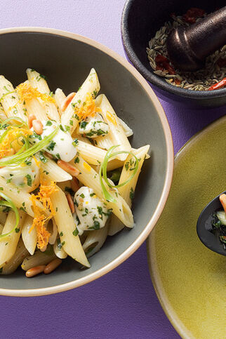 Pasta mit Orangenmozzarella Pasta mit Orangenmozzarella