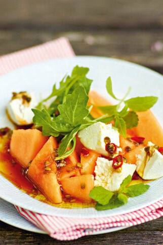 Ziegenfrischkäse mit Melone Ziegenfrischkäse mit Melone