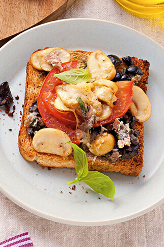 Schneller Sardellen-Pizzatoast Schneller Sardellen-Pizzatoast