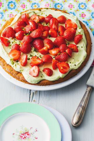 Erdbeertorte mit Avocadocreme Erdbeertorte mit Avocadocreme