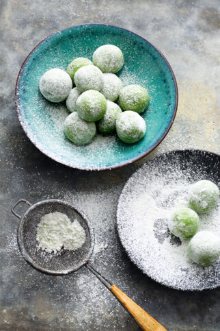 Grüntee-Trüffel mit weißer Schokolade Grüntee-Trüffel mit weißer Schokolade