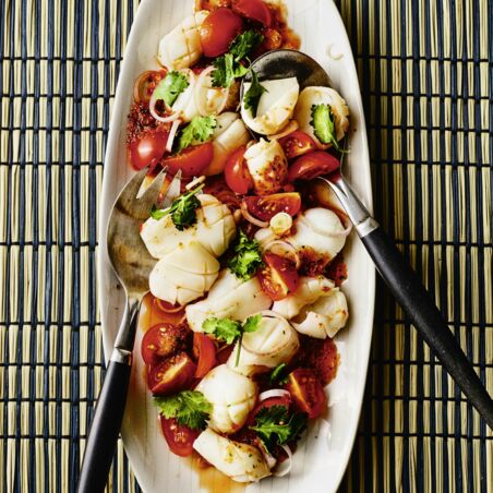 Calamari-Salat auf thailändische Art Calamari-Salat auf thailändische Art