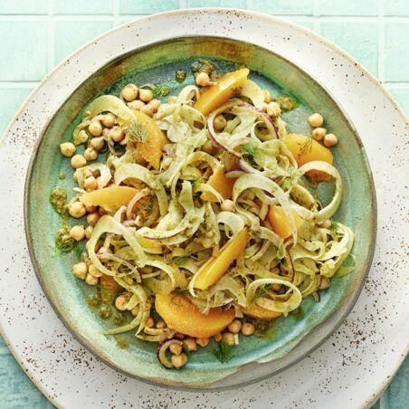 Fenchelsalat mit Kichererbsen Fenchelsalat mit Kichererbsen