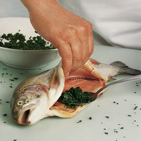 Lachsforelle im Salzmantel Lachsforelle im Salzmantel