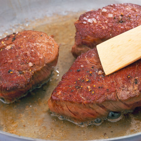 Buttrige Rinderfiletsteaks Buttrige Rinderfiletsteaks