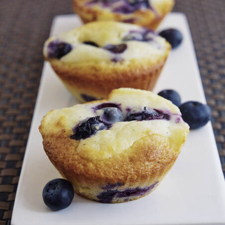 Blueberry-Muffins mit Vanilleguss Blueberry-Muffins mit Vanilleguss