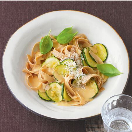 Tagliatelle mit Zucchini Tagliatelle mit Zucchini