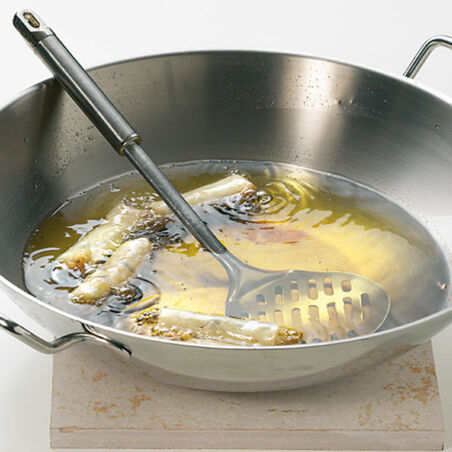 Frühlingsrollen mit Hähnchenfüllung Frühlingsrollen mit Hähnchenfüllung