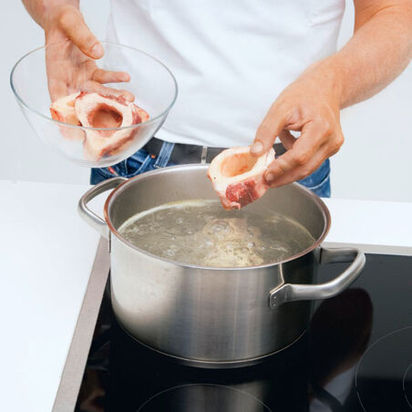 Rinderbrühe Rinderbrühe