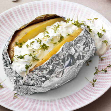 Ofenkartoffel mit Grüner Sauce Ofenkartoffel mit Grüner Sauce