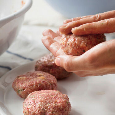 Speck-Frikadellen Step 6 Speck-Frikadellen Step 6