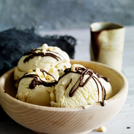 Erdnusseis mit Schokolade Erdnusseis mit Schokolade