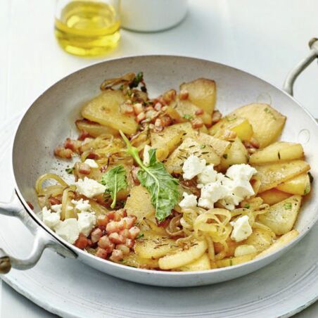 Kohlrabigröstl mit Speck und Kümmel Kohlrabigröstl mit Speck und Kümmel