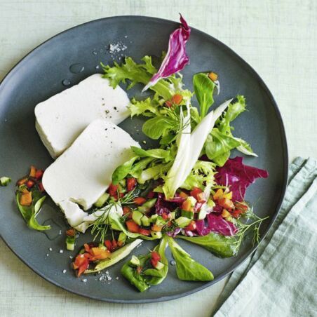 Bunte Blattsalate mit Meerrettich-Mousse Bunte Blattsalate mit Meerrettich-Mousse