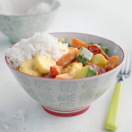 Buntes Gemüsecurry mit Banane Buntes Gemüsecurry mit Banane