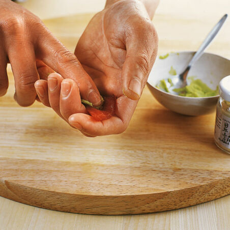 Nigiri mit Tunfisch Nigiri mit Tunfisch