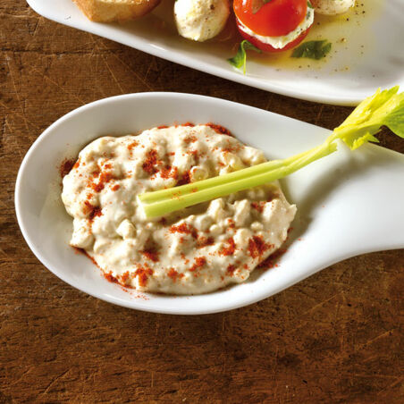 Weiß-blaue Käsecreme Weiß-blaue Käsecreme