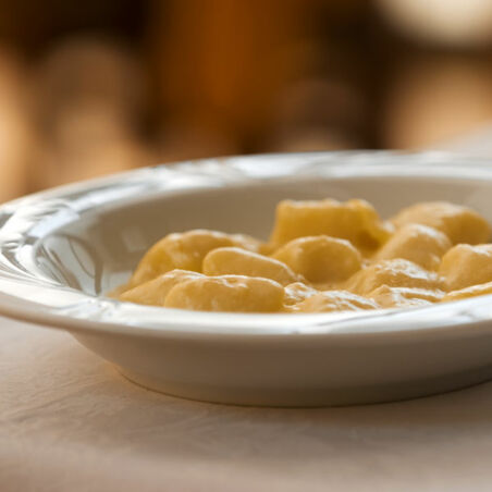 Kartoffelgnocchi mit Käsesauce Kartoffelgnocchi mit Käsesauce