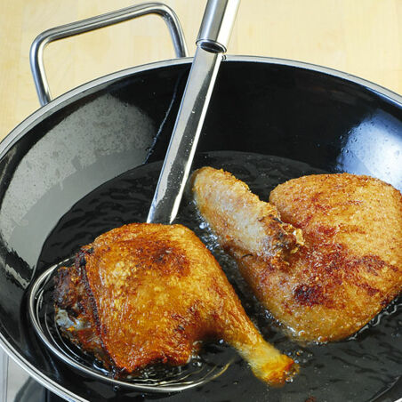 Gedämpfte und knusprig ausgebackene Ente Gedämpfte und knusprig ausgebackene Ente