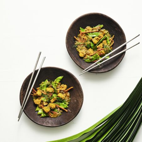 Hähnchen mit Pandanusblättern Hähnchen mit Pandanusblättern