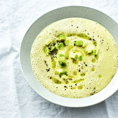 Maissuppe mit Korianderöl Maissuppe mit Korianderöl